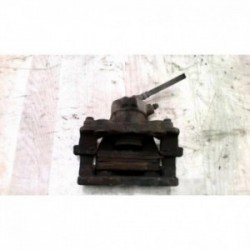 Etrier avant droit...