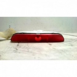 Feu arriere stop central...