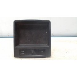 Vide poche avant droit...