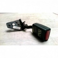 Attache ceinture arriere...