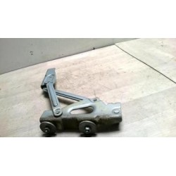 Charniere de porte arriere...