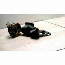 Ceinture arriere droit...