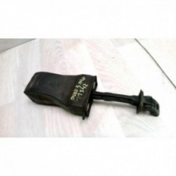 Tirant de porte avant...