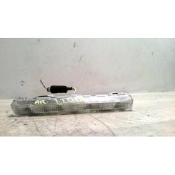 Feu arriere stop central...