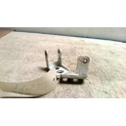 Charniere de porte arriere...