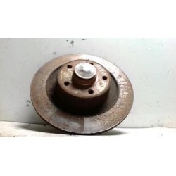 Moyeu arriere droit RENAULT...