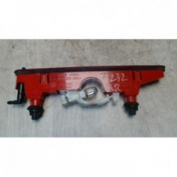 Feu arriere stop central...