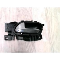 Poignee porte arriere droit...