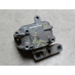 Support moteur droit...