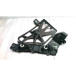 Support de pare chocs...