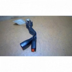 Attache ceinture arriere...