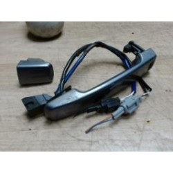 Poignee porte avant droit...