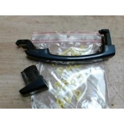 Poignee porte avant droit...