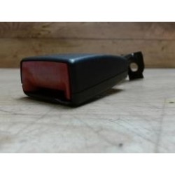 Attache ceinture arriere...