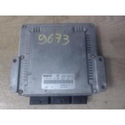 Calculateur moteur RENAULT...