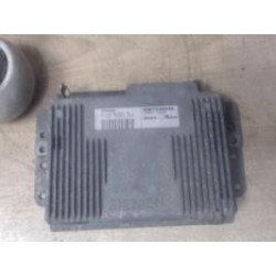Calculateur moteur RENAULT...