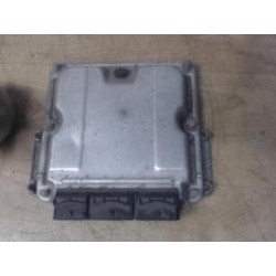 Calculateur moteur RENAULT...