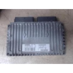 Calculateur moteur RENAULT...