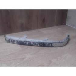Grille de calandre droite...