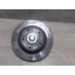 Moyeu arriere droit RENAULT...