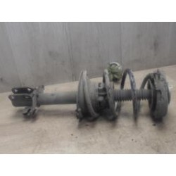 Amortisseur avant droit...