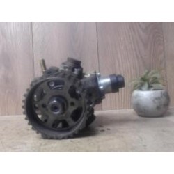 Pompe à injection PEUGEOT...