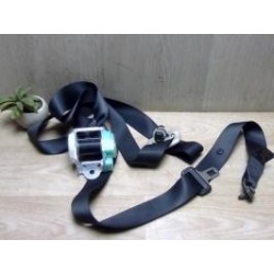 Ceinture arriere droit...