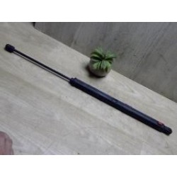 Verin de capot MERCEDES...