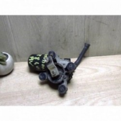 Moteur essuie glace avant...