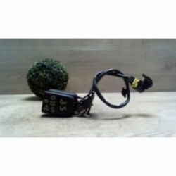 Attache ceinture arriere...