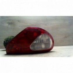 Feu arriere principal droit...