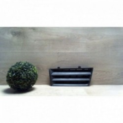 Grille de calandre droite...