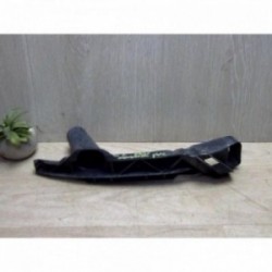 Enjoliveur moustache...