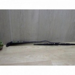 Bras essuie glace avant...