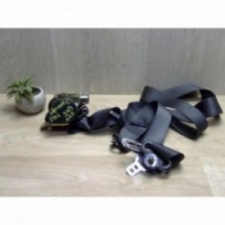 Ceinture arriere droit...