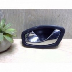 Poignee interieur arriere...