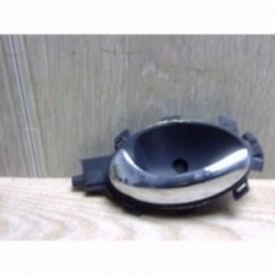 Poignee interieur arriere...