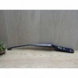 Bras essuie glace avant...