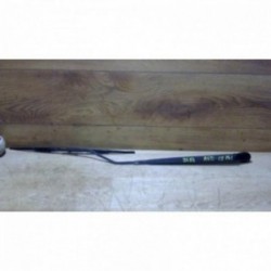 Bras essuie glace avant...