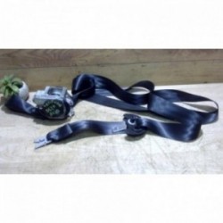 Ceinture avant droit...