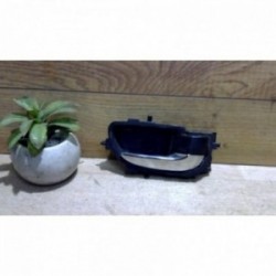 Poignee interieur arriere...