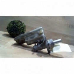 Maitre cylindre (freinage)...