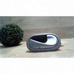 Poignee interieur arriere...