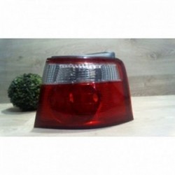 Feu arriere principal droit...