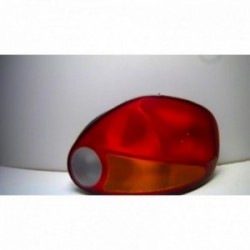 Feu arriere principal droit...