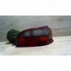 Feu arriere principal droit...