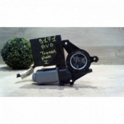 Moteur leve vitre avant...