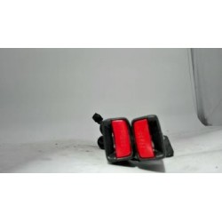 Attache ceinture arriere...