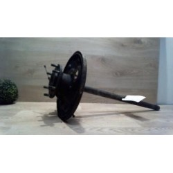 Moyeu arriere droit NISSAN...