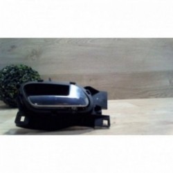 Poignee interieur arriere...